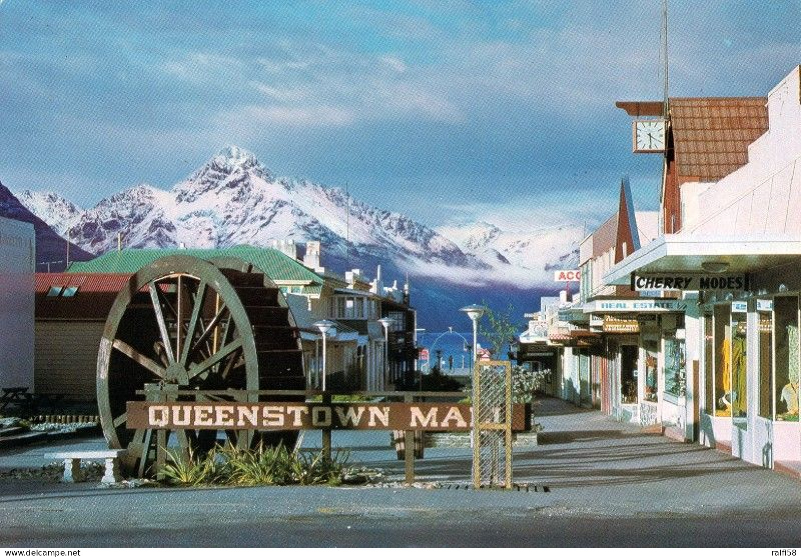 2 AK Neuseeland / New Zealand * Queenstown - The Mall And Walter Peak In Der Region Otago Auf Der Südinsel * - Neuseeland