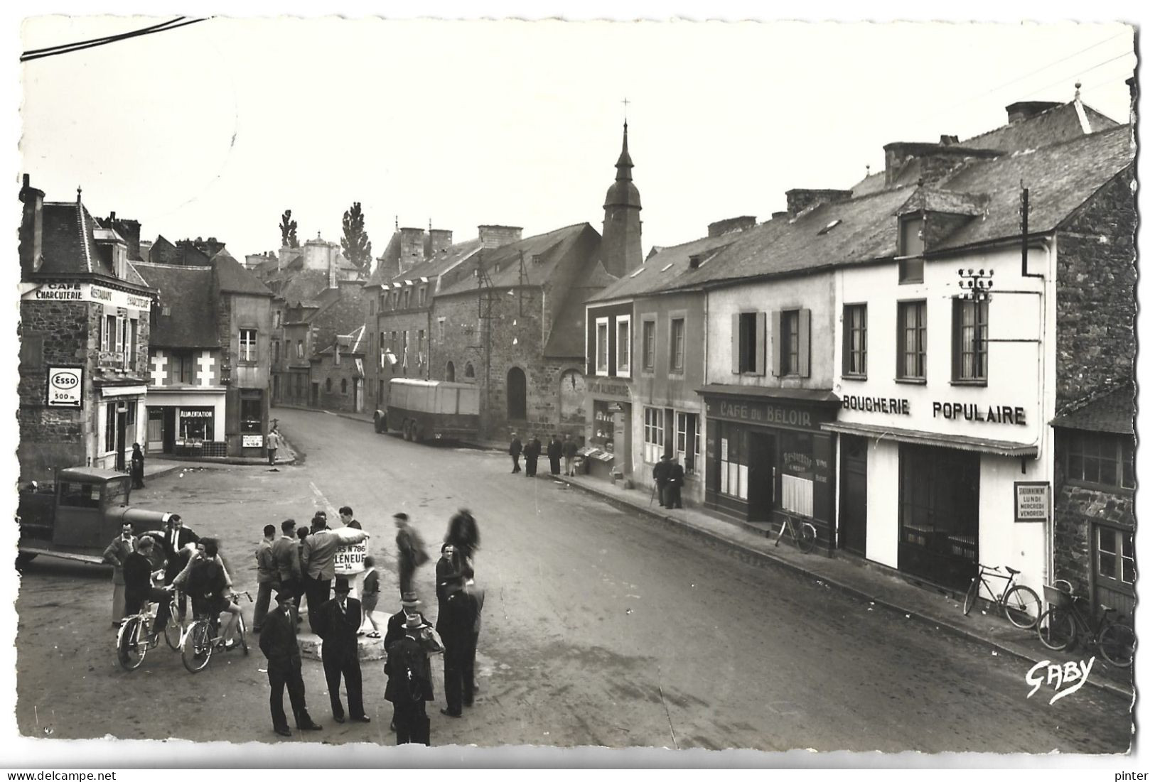 LAMBALLE - Place Du Belloir - Lamballe