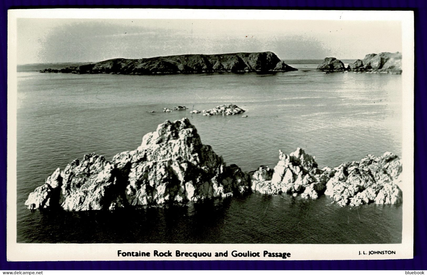 Ref 1650 - Real Photo Postcard - Fontaine Rock Brecquou Brecqhou & Gouliot Passge - Channel Islands - Andere & Zonder Classificatie