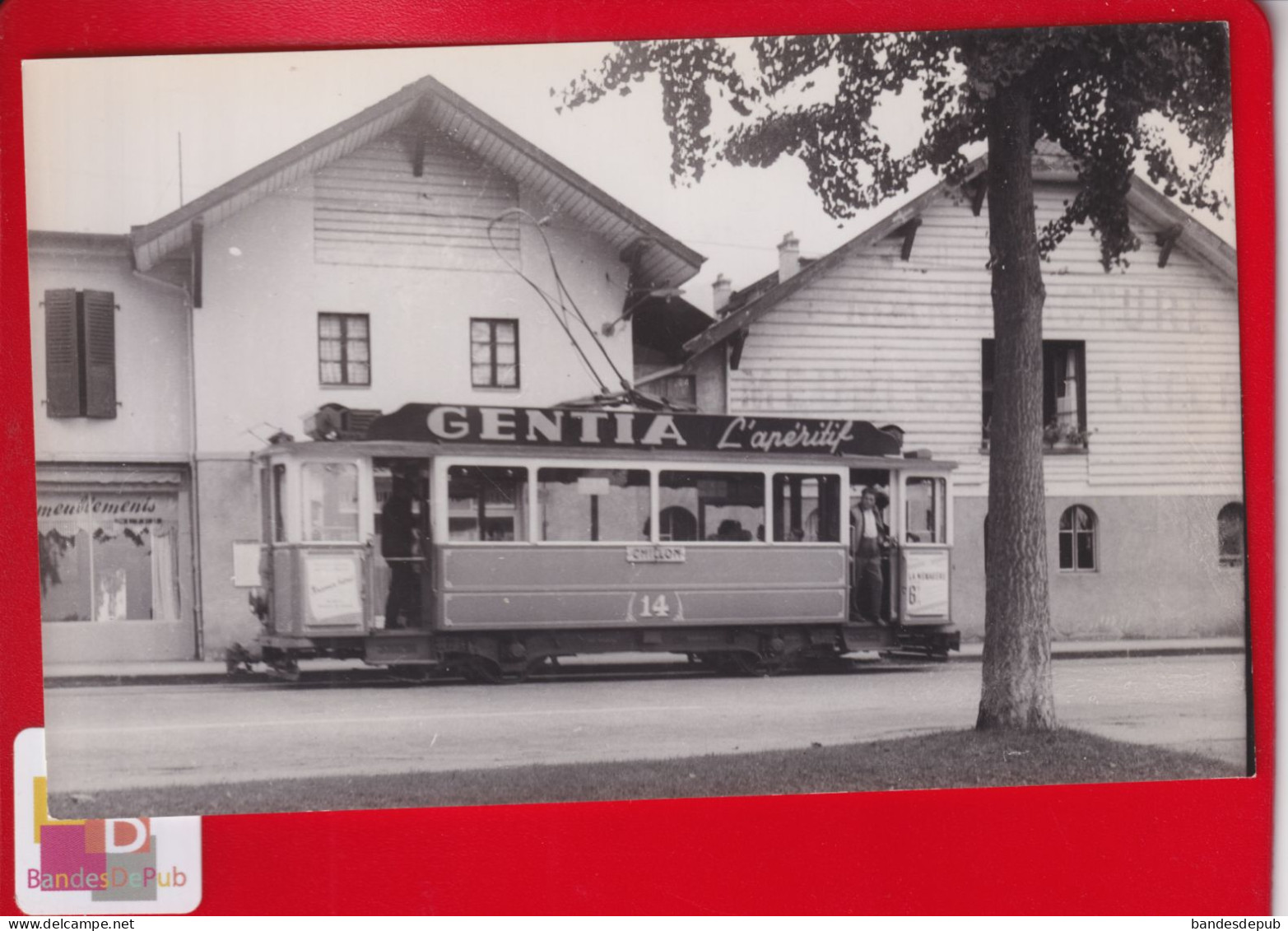 Photo Format CPA Circa 1950 Cliché Schnabel Tramway Chillon Veytaux Suisse Publicité Gentia Apéritif - Veytaux