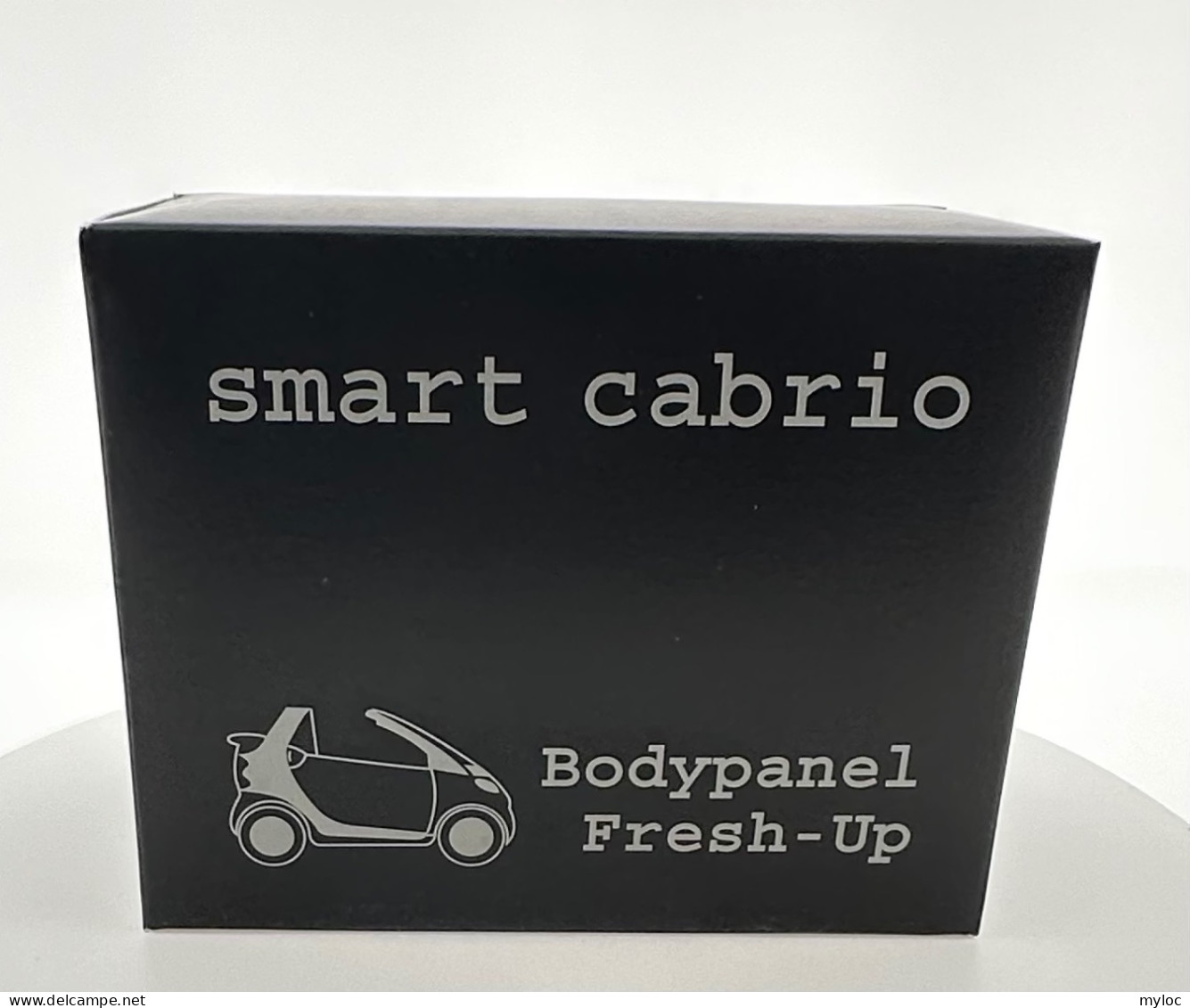 Smart. Smartware. Smart Cabrio star blue metallic & body panel fresh-up jack black.
