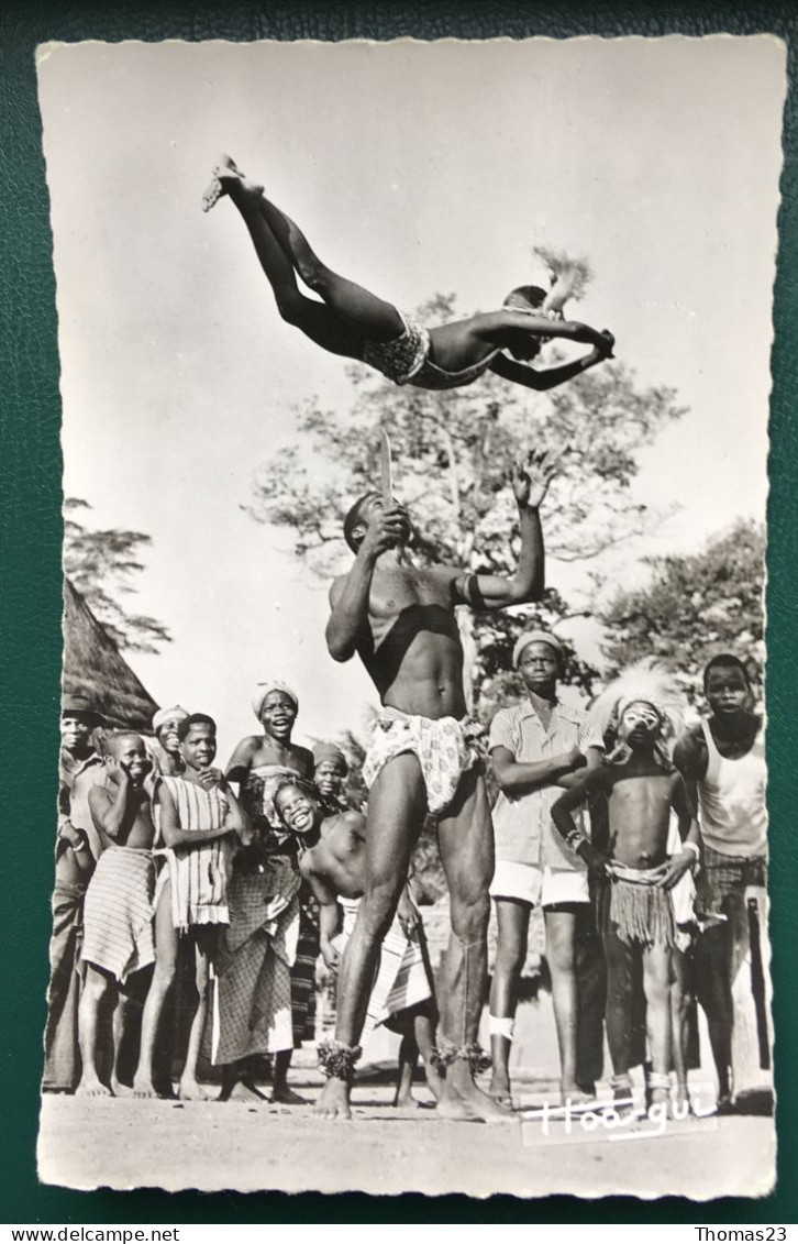 Jeune Danseur Acrobatique, Ed Cerbelot, N° 745 - Sénégal