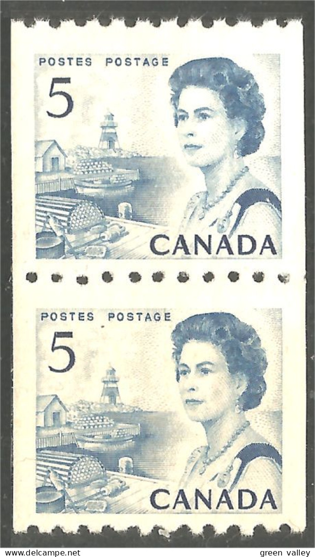 951 Canada 1967 #468 Queen Elizabeth Karsh Issue 5c Bleu Blue Roulette Coil PAIR MNH ** Neuf SC (467) - Königshäuser, Adel