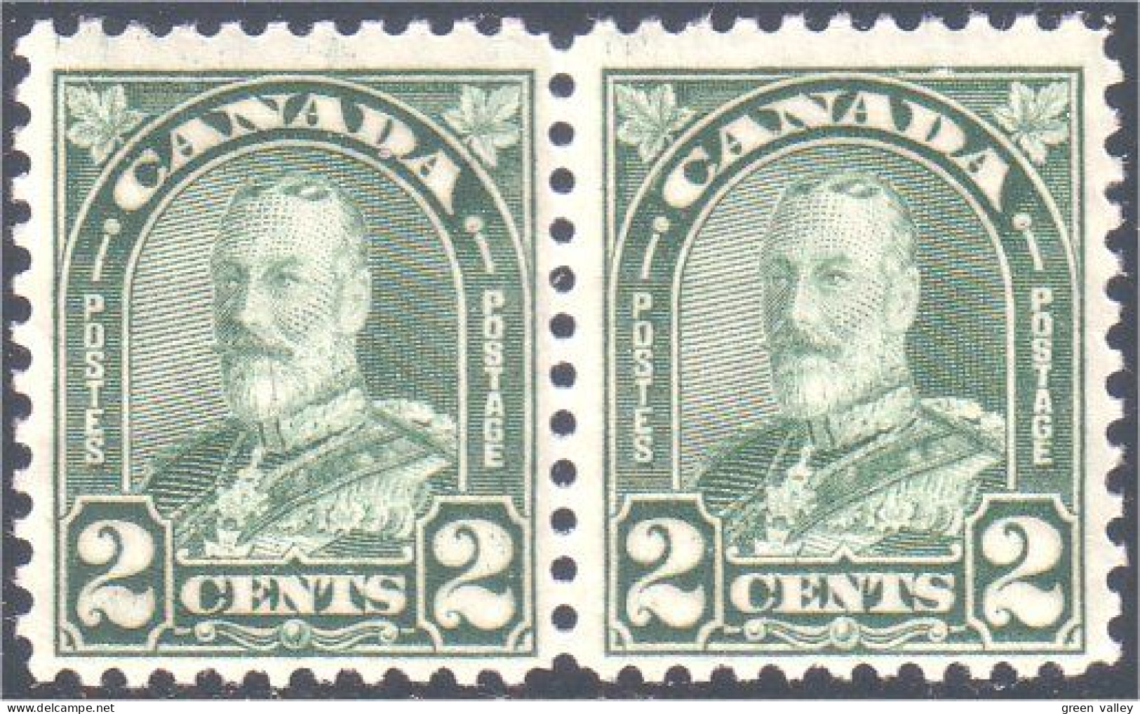 951 Canada 1930 George V Arch Leaf Issue 2c Vert Green Paire MNH ** Neuf SC (52) - Neufs