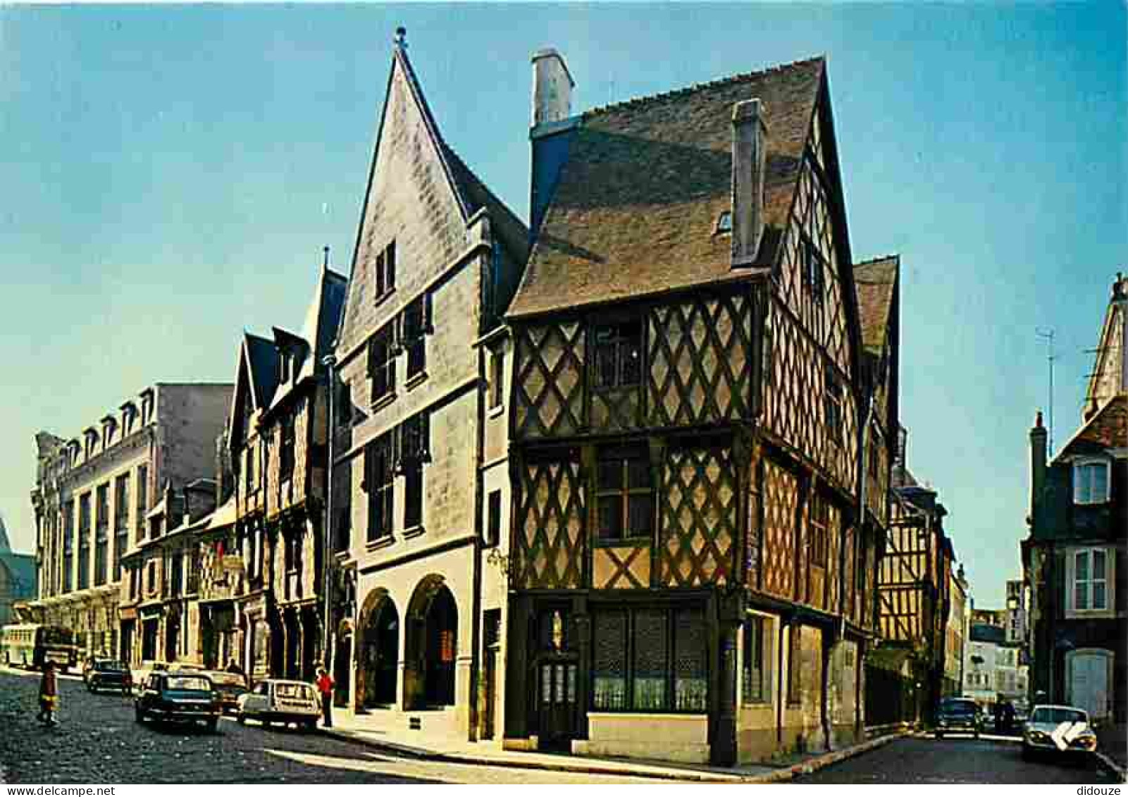 18 - Bourges - La Rue Et L'Hôtel Pellevoisin - Automobiles - Carte Neuve - CPM - Voir Scans Recto-Verso - Bourges