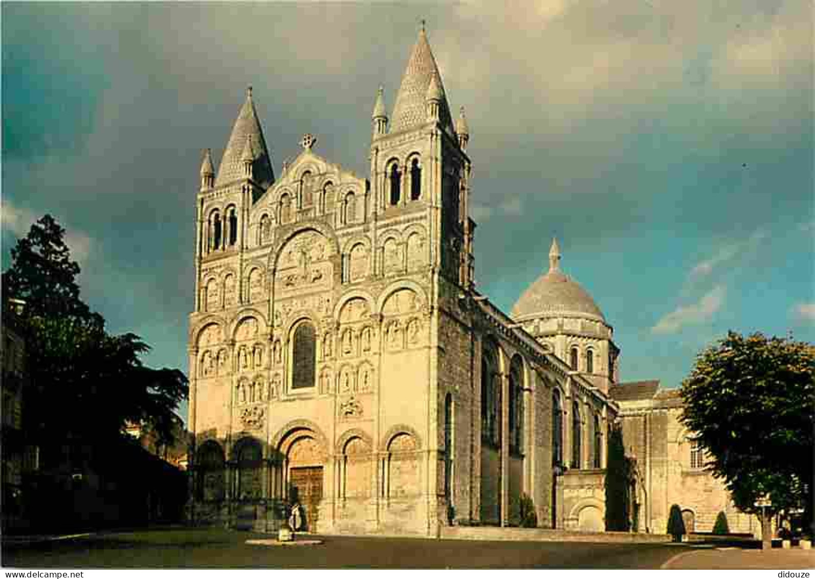 16 - Angouleme - La Cathédrale Saint-Pierre - Carte Neuve - CPM - Voir Scans Recto-Verso - Angouleme