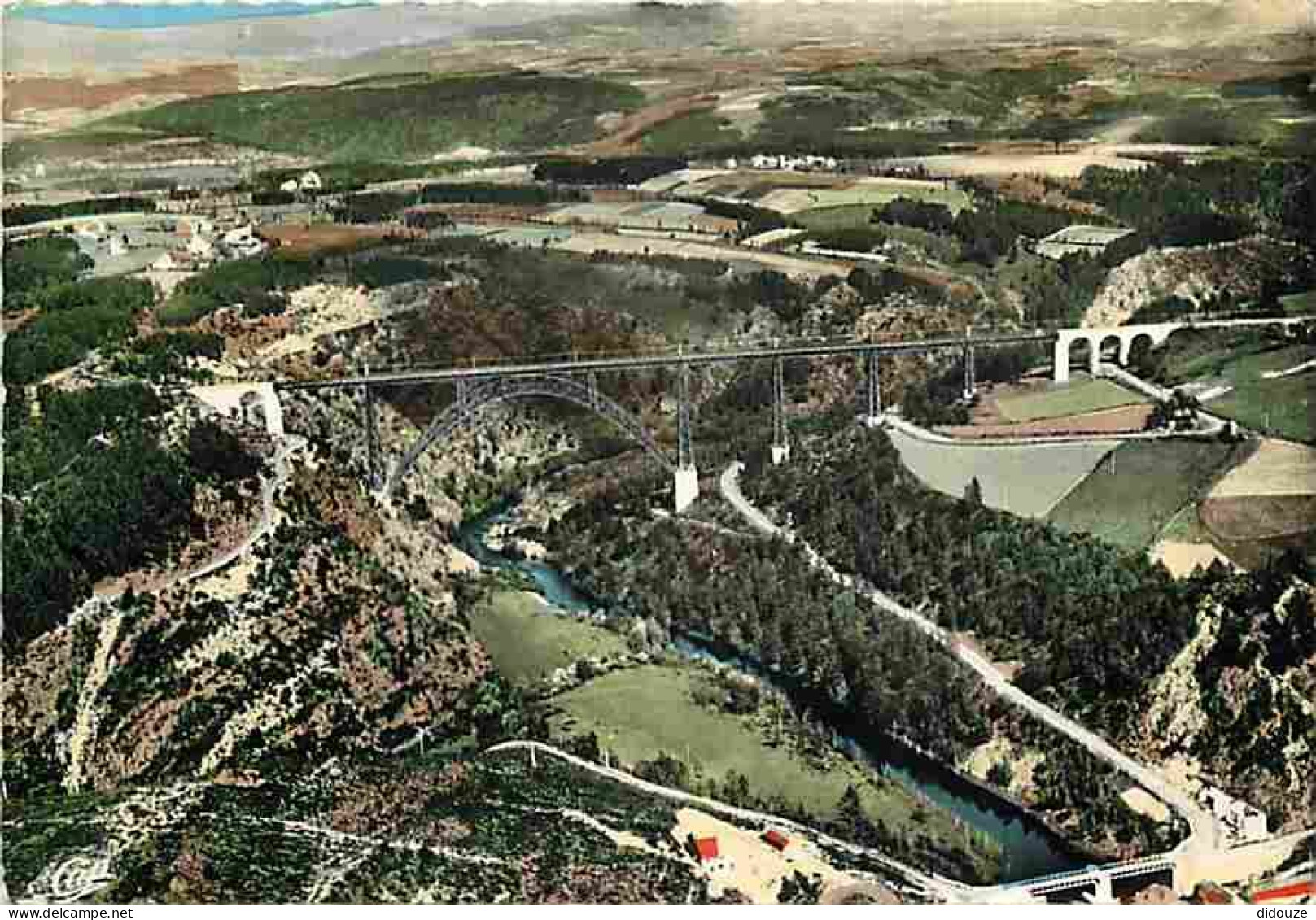 15 - Saint Flour - Viaduc De Garabît - Vue Aérienne - CPM - Voir Scans Recto-Verso - Saint Flour