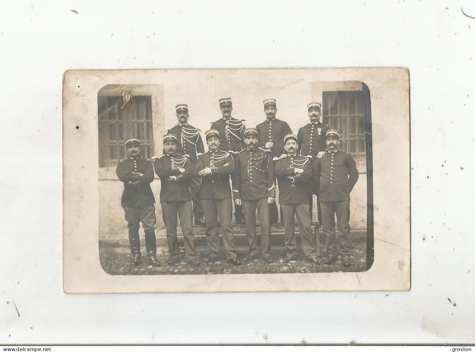 NARBONNE (AUDE) ? CARTE PHOTO ANCIENNE  AVEC GENDARMES - Narbonne