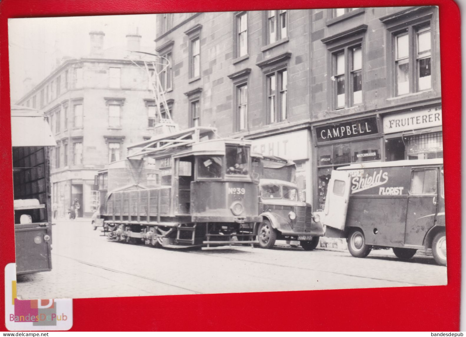Photo PRUDHOMMEAUX Format  CPA Glasgow ECOSSE Rue Animée Tramway Voiture Fleuriste Magasin Campbell Circa 1950 - Trenes