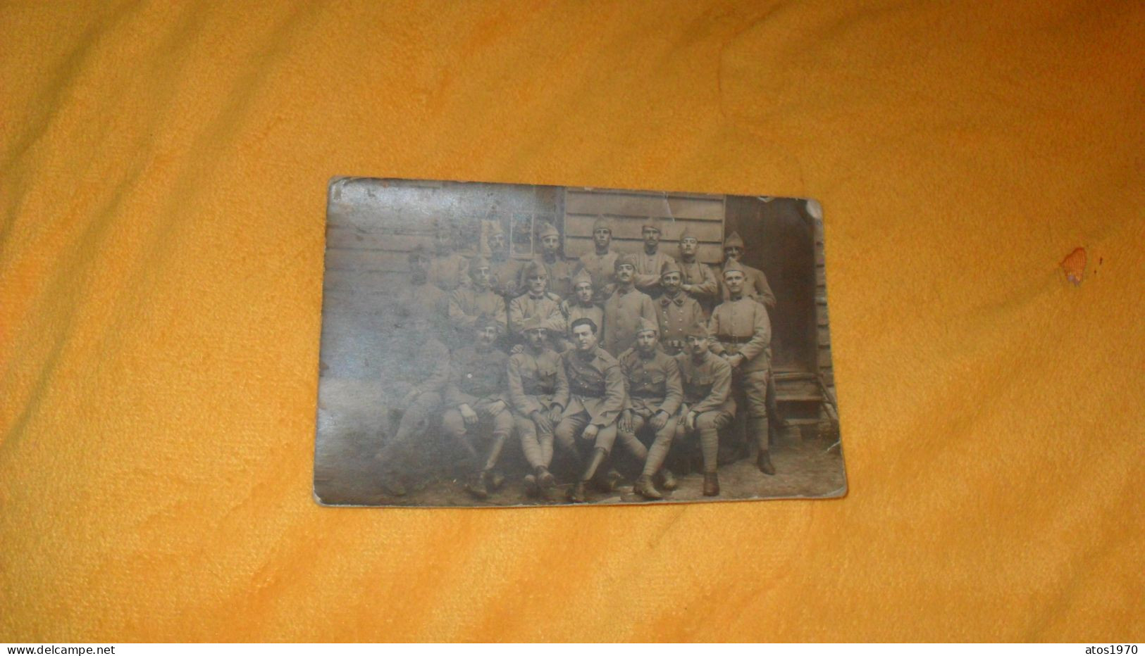 CARTE POSTALE PHOTO ANCIENNE NON CIRCULEE DATE ?../ SCENE POSE MILITAIRES REGIMENT ?.. - Regimente