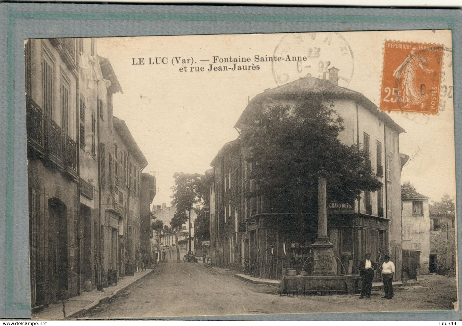 CPA (83) Le LUC - Aspect De La Fontaine Sainte-Anne Et Rue Jean-Jaurès En 1927 - Le Luc