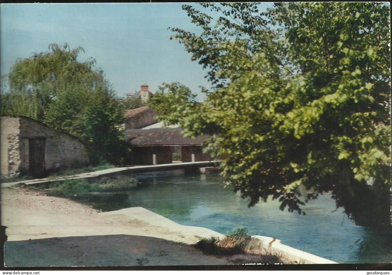 Marnes - Vieux Lavoir Sur La Dive - (P) - Other & Unclassified