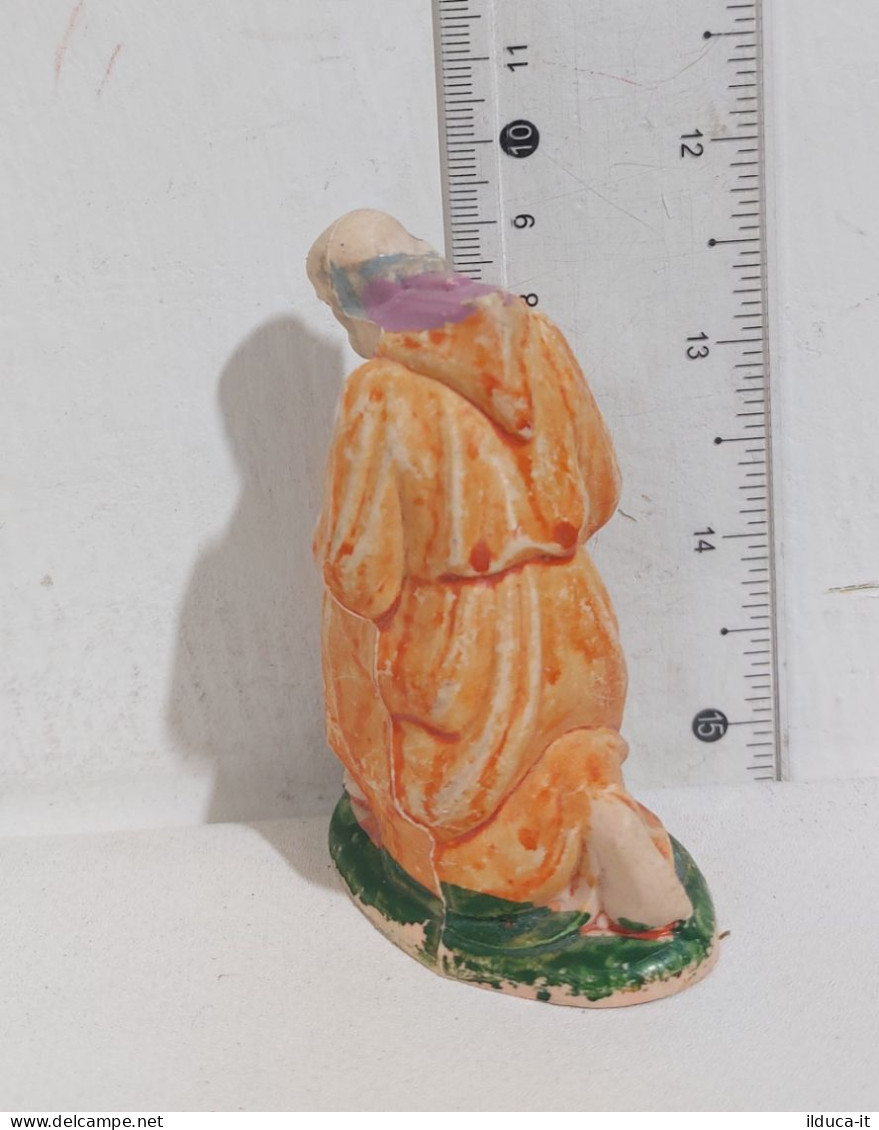 I117200 Pastorello Presepe - Statuina In Plastica - In Preghiera - Weihnachtskrippen