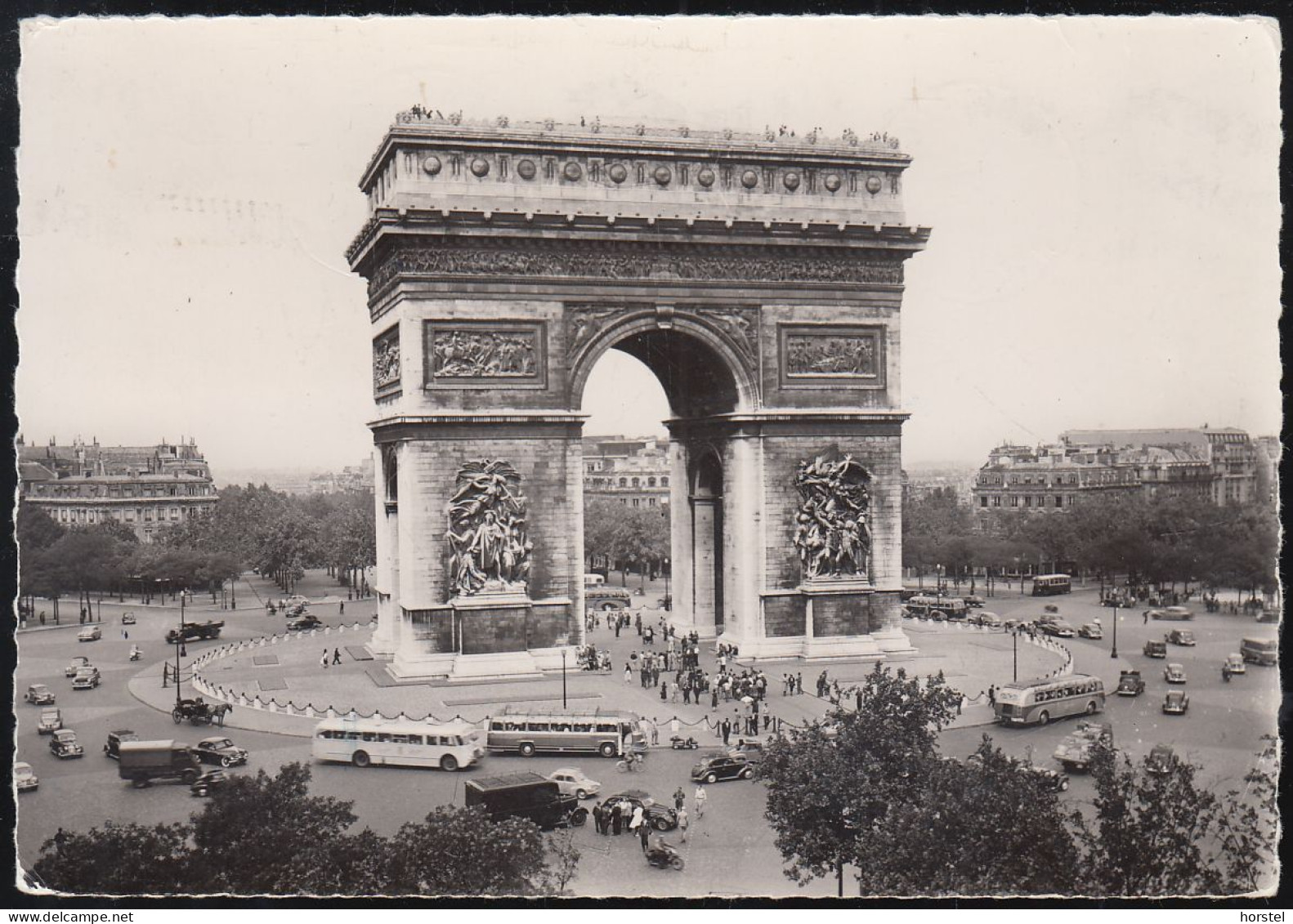 France - Paris - Arc De Triumph - Street - Cars - Bus - Uvm. - Nice Stamp - Arc De Triomphe