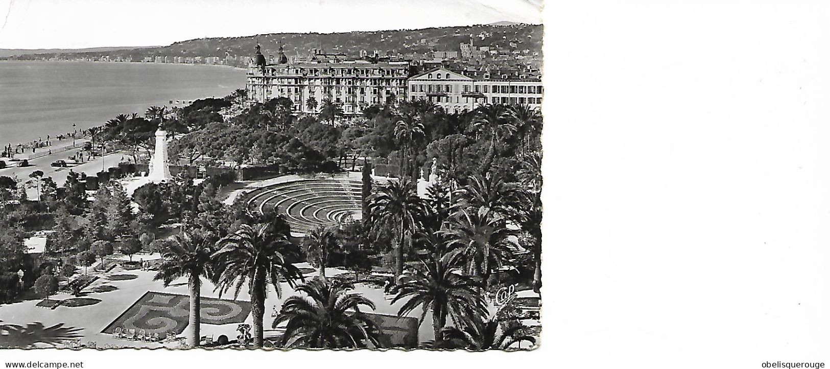 06 NICE PROMENADE DES ANGLAIS    BAIE DES ANGES  ET THEATRE DE VERDURE 1959 N°215 - Parques, Jardines