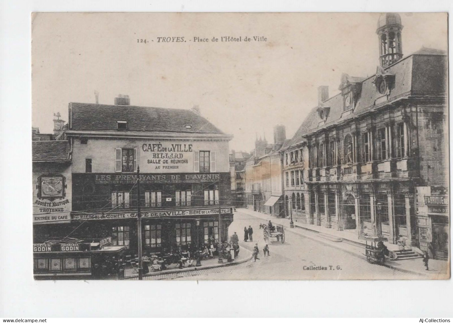 AJC - Troyes - Place De L'hotel De Ville - Troyes