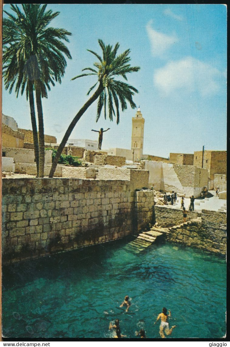 °°° 30906 - TUNISIA - GAFSA - LA PISCINE ROMAINE - 1984 With Stamps °°° - Tunesien