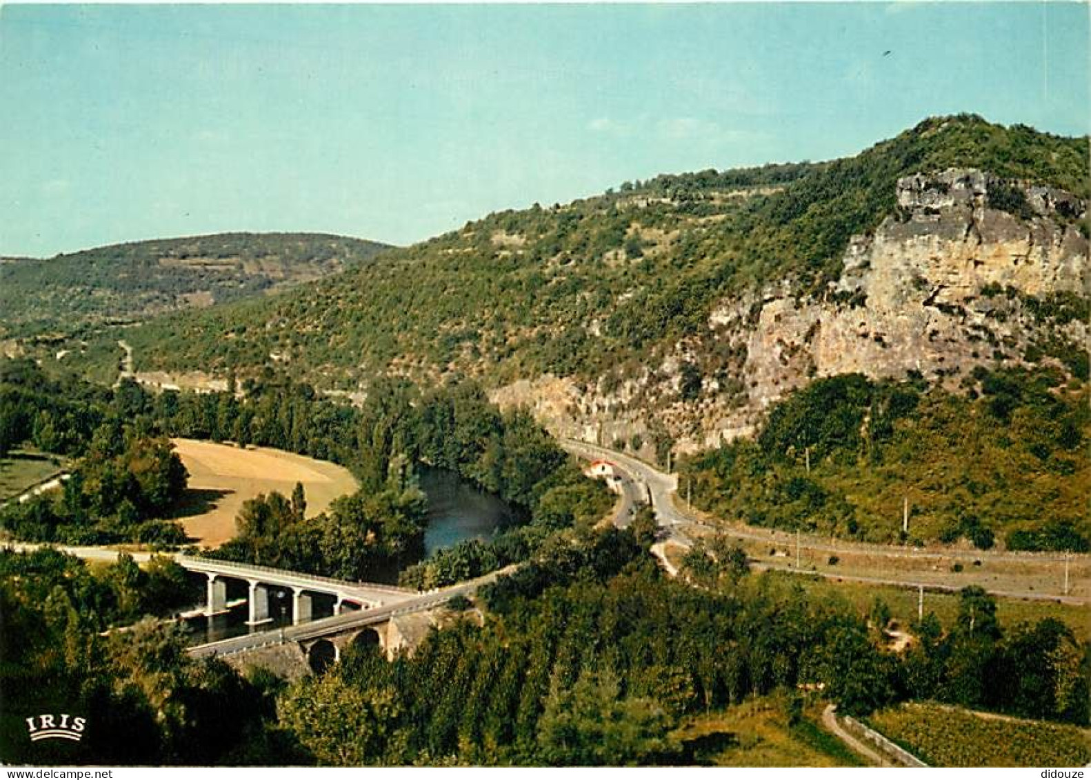 82 - Bruniquel - Les Gorges De L'Aveyron - La Route Touristique à Bruniquel - Vue Aérienne - CPM - Voir Scans Recto-Vers - Andere & Zonder Classificatie