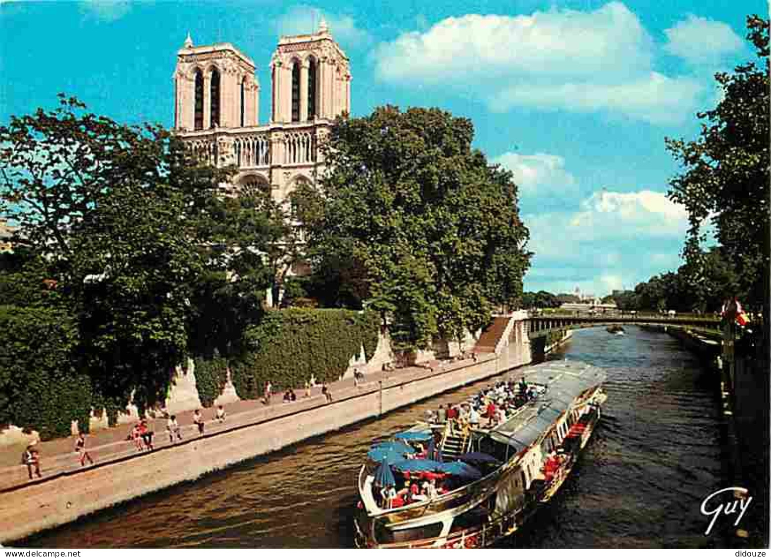 75 - Paris - Cathédrale Notre Dame - La Seine Et Les Tours De La Cathédrale Notre-Dame - Carte Neuve - CPM - Voir Scans  - Notre-Dame De Paris