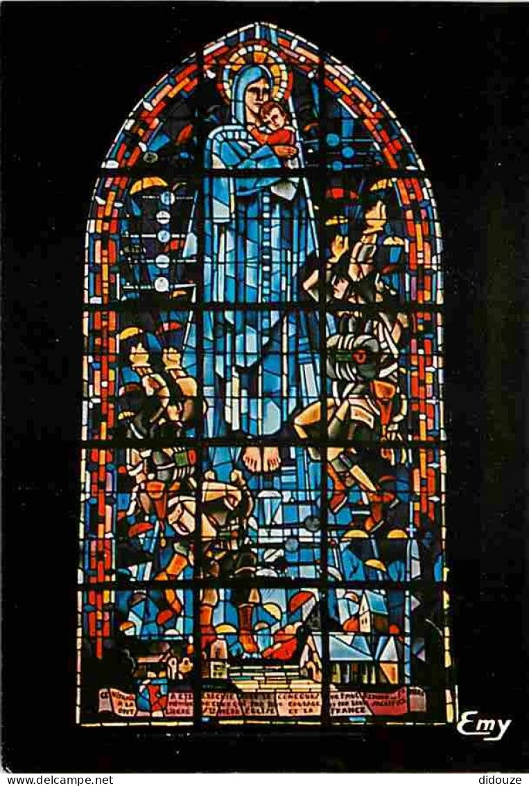 Art - Vitraux Religieux - Sainte Mère L'Eglise - Le Vitrail Des Parachutistes - CPM - Voir Scans Recto-Verso - Schilderijen, Gebrandschilderd Glas En Beeldjes