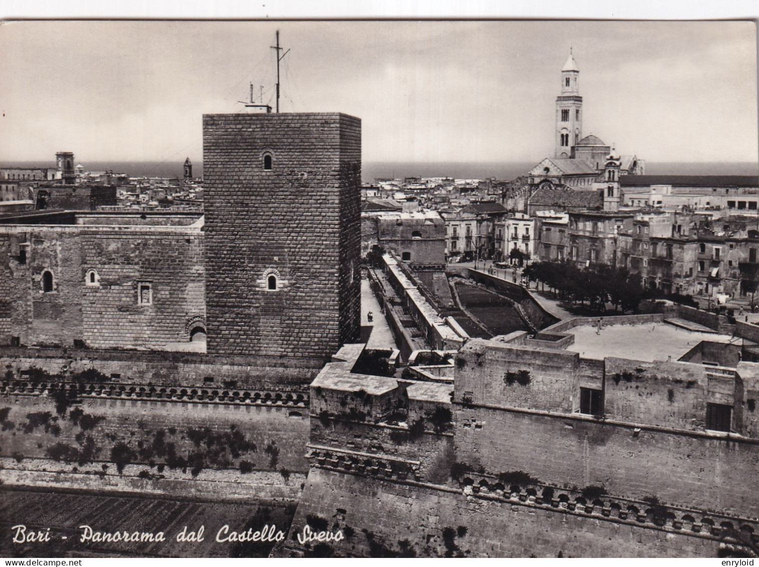 Bari Panorama Dal Castello Svevo - Bari