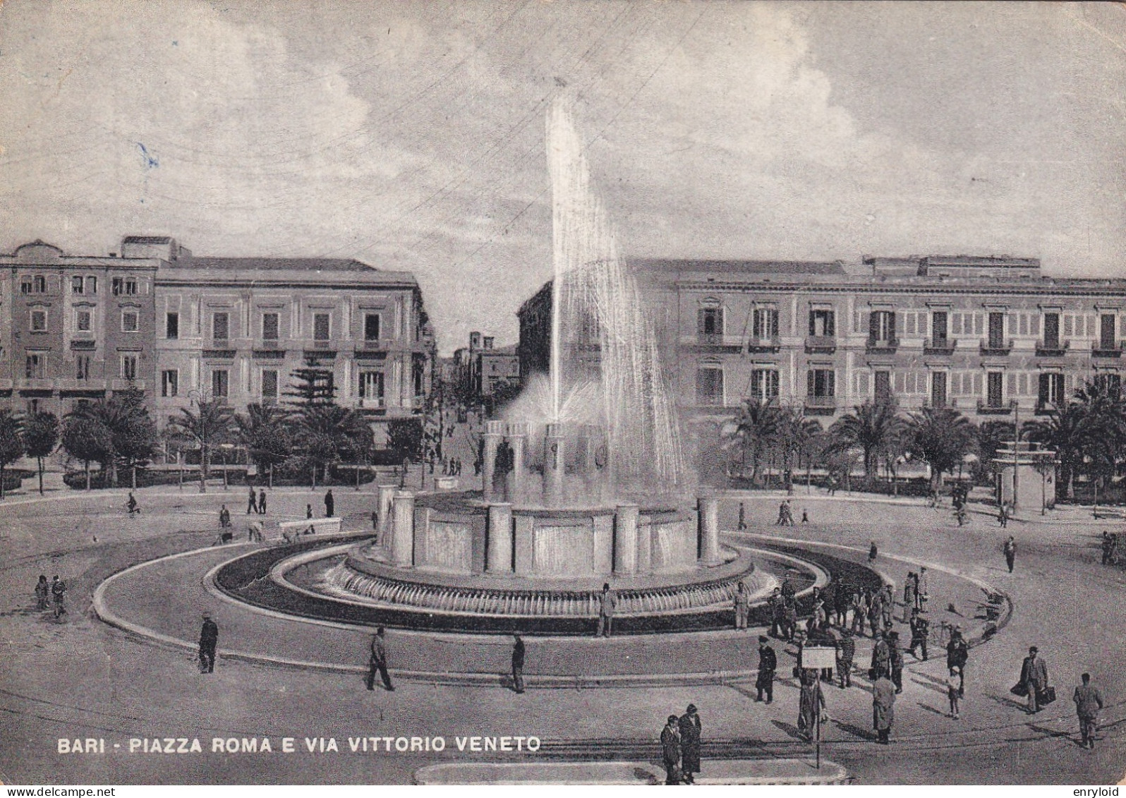 Bari Piazza Roma E Vittorio Veneto - Bari