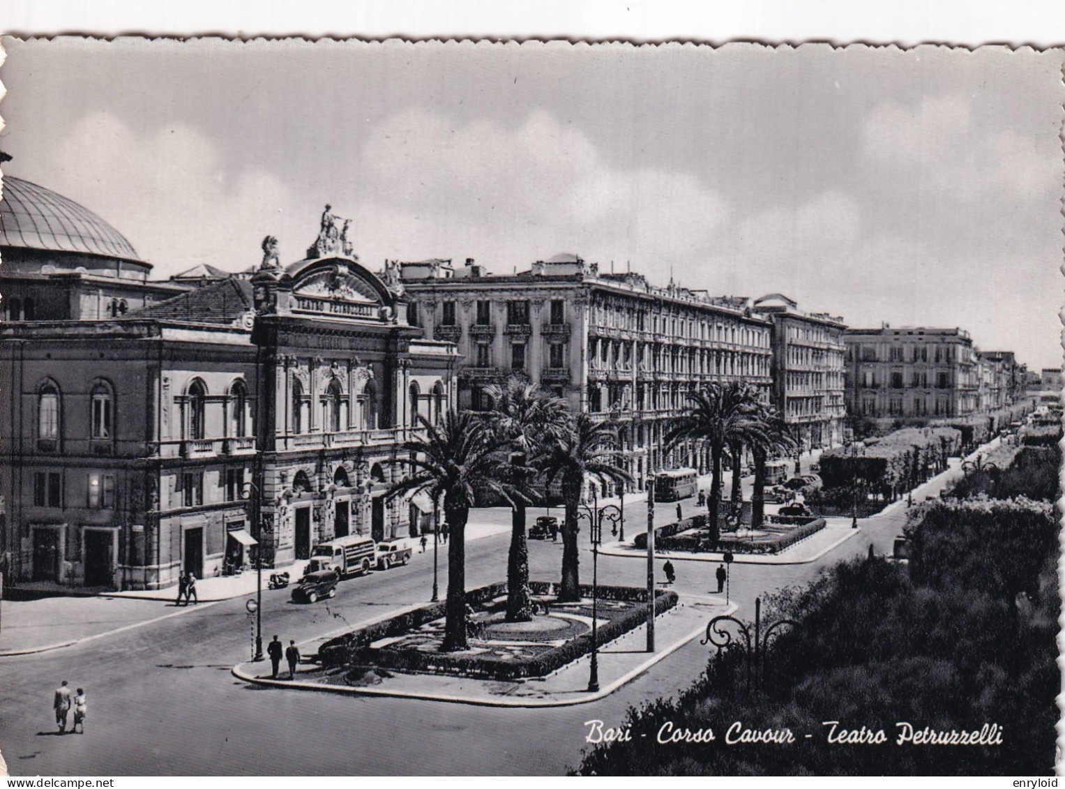 Bari Corso Cavour Teatro Petruzzelli - Bari