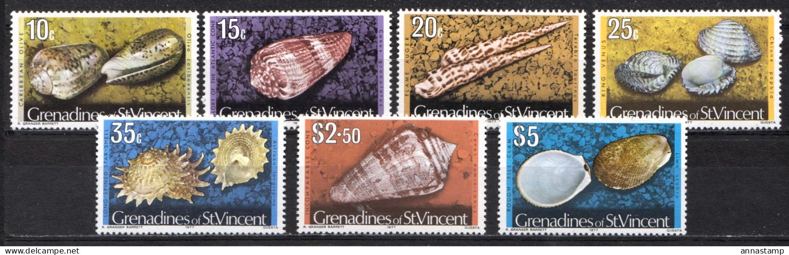 Grenadines Of St Vincent MNH Set, With Imprint Year 1977 - Muscheln
