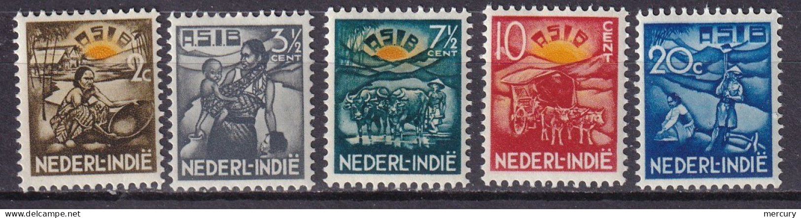 INDE NEERLANDAISE - Série De 1937- Fonds De Secours  - Nederlands-Indië