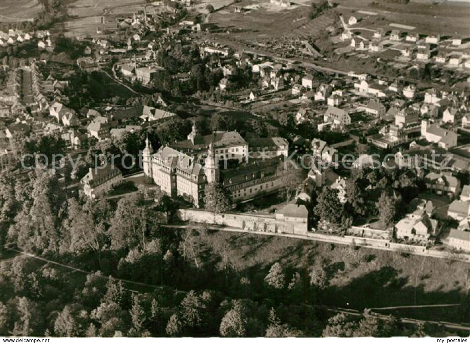 73168927 Bad Berleburg Kneipp Luftkurort Schloss Fliegeraufnahme Bad Berleburg - Bad Berleburg