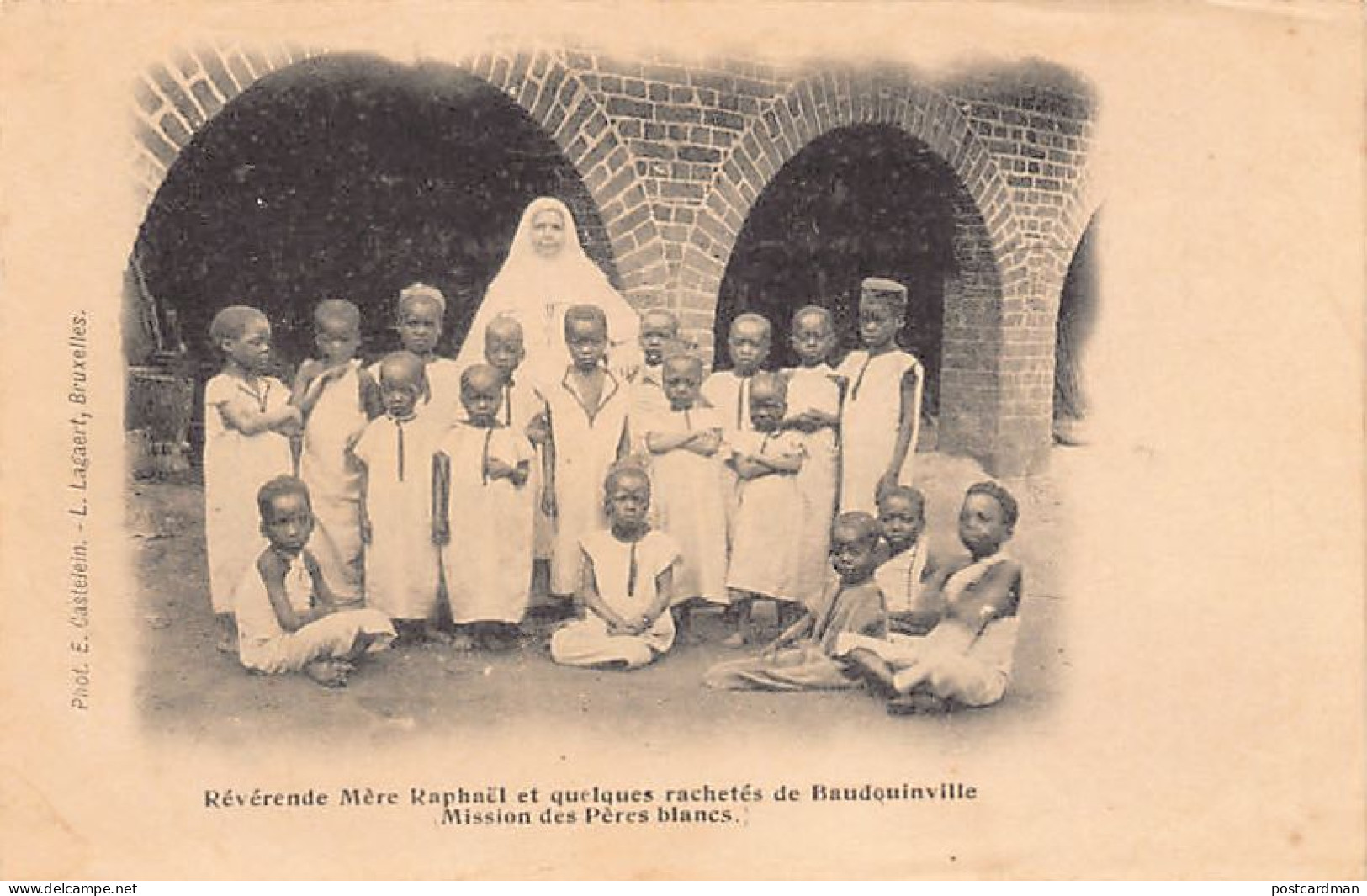 Congo Kinshasa - BAUDOUINVILLE - Révérende Mère Raphaëlle Et Quelques Esclaves Rachetés - Ed. Mission Des Pères Blancs  - Congo Belge