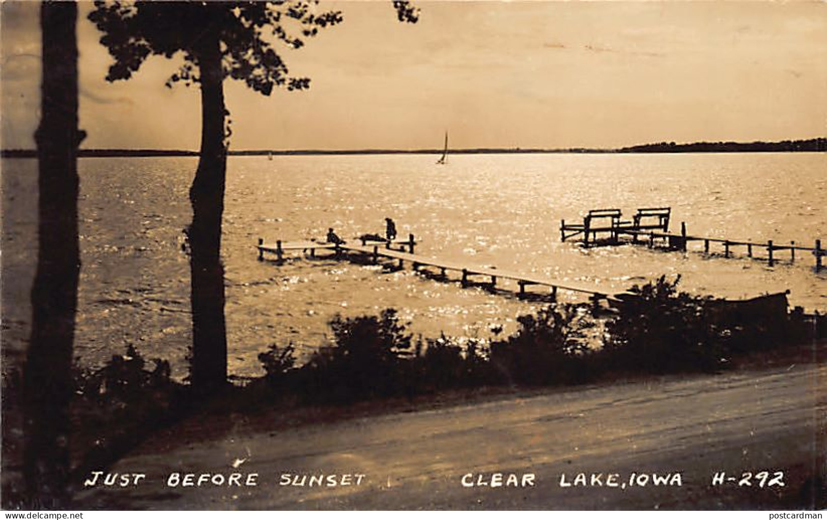CLEAR LAKE (IA) Just Before Sunset - REAL PHOTO - Sonstige & Ohne Zuordnung