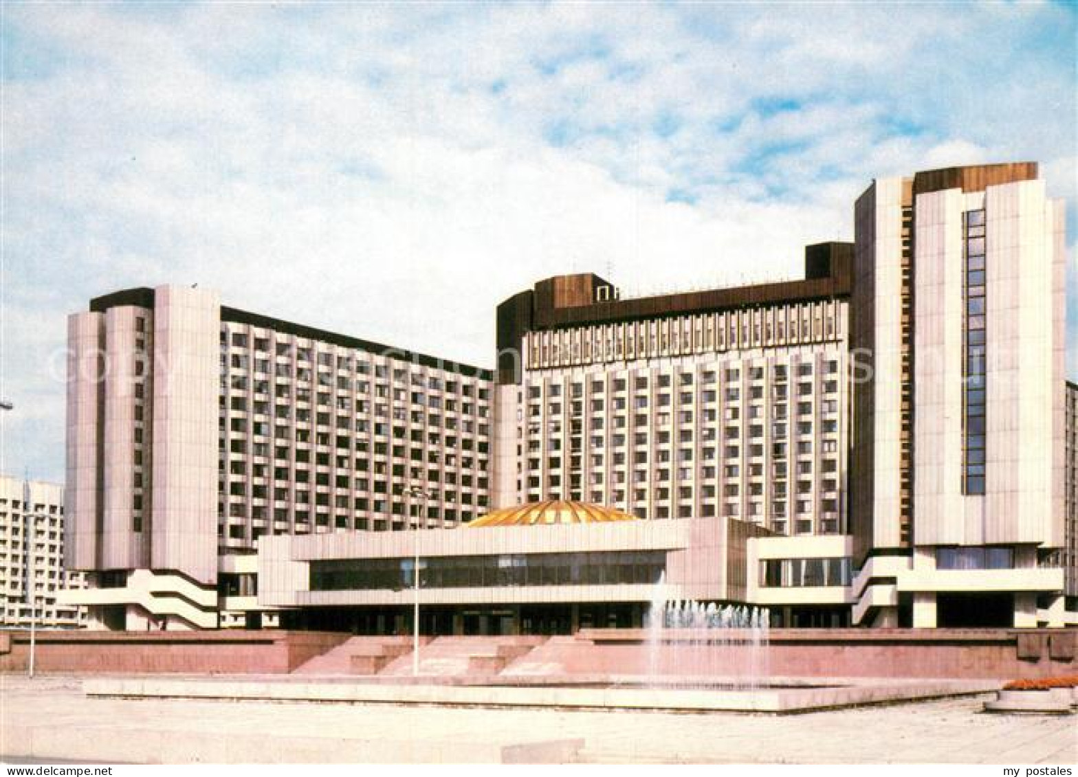 73168517 Leningrad St Petersburg The Pribaltiyskaya Hotel St. Petersburg - Russie
