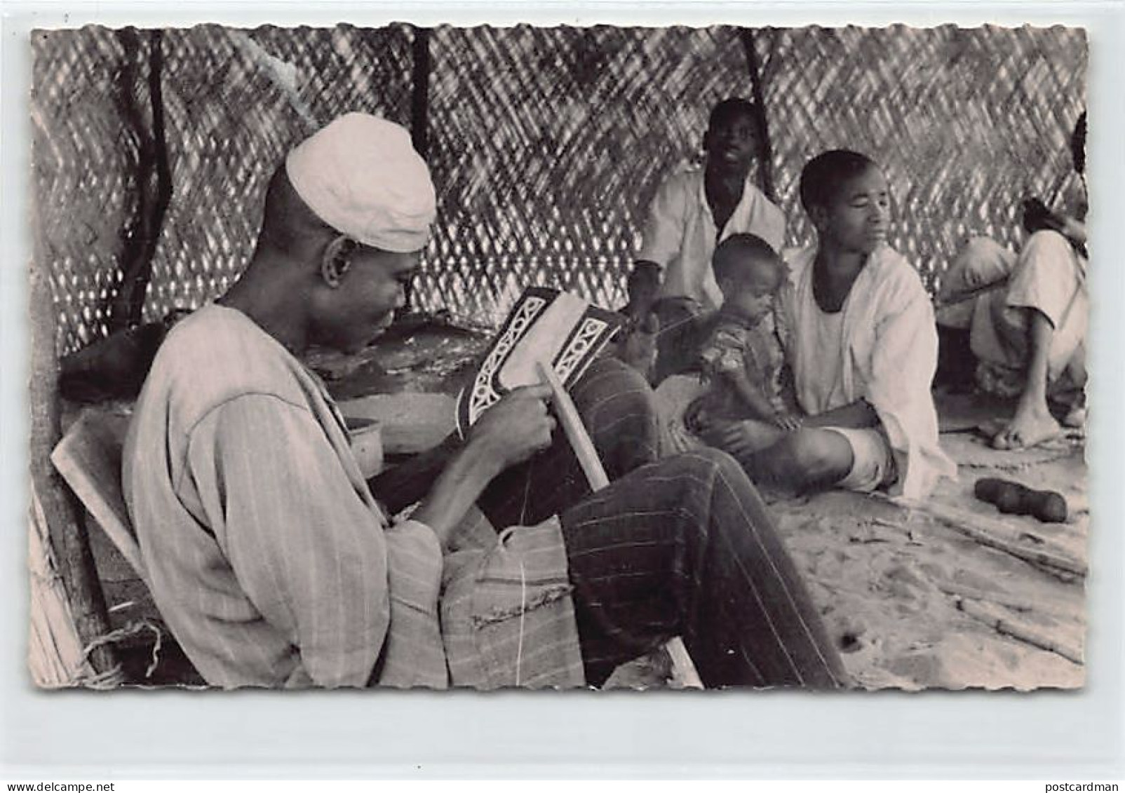 Niger - ZINDER - Un Atelier De Broderie Africaine - Ed. N. Petrocokino  - Niger
