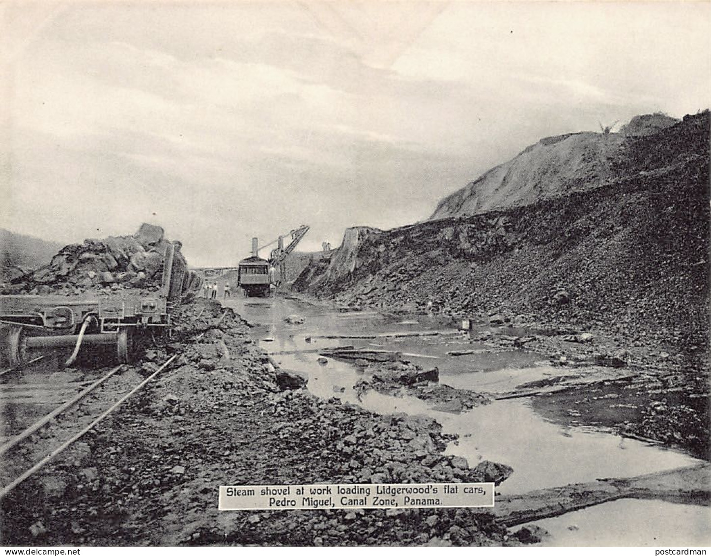 PANAMA - Large Postcard Size 18 Cm. By 14 Cm. - Steam Shovel At Work Loading Lidgerwood's Flat Cars, Pedro Miguel, Canal - Panama