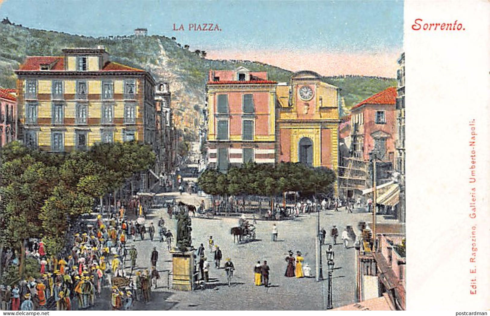 Italia - SORRENTO (NA) La Piazza - Autres & Non Classés