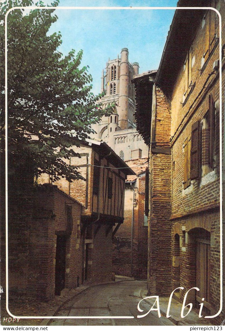 81 - Albi - La Basilique Sainte Cécile - La Rue Des Prêtres - Albi