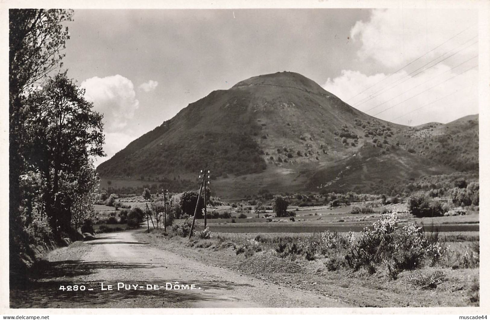 LE PUY DE DOME - Autres & Non Classés