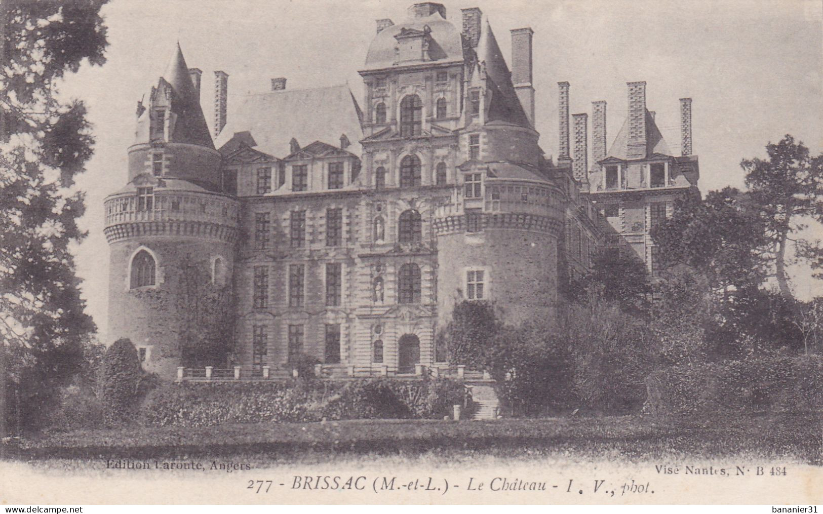 CPA 49 @ BRISSAC - Le Château - Other & Unclassified