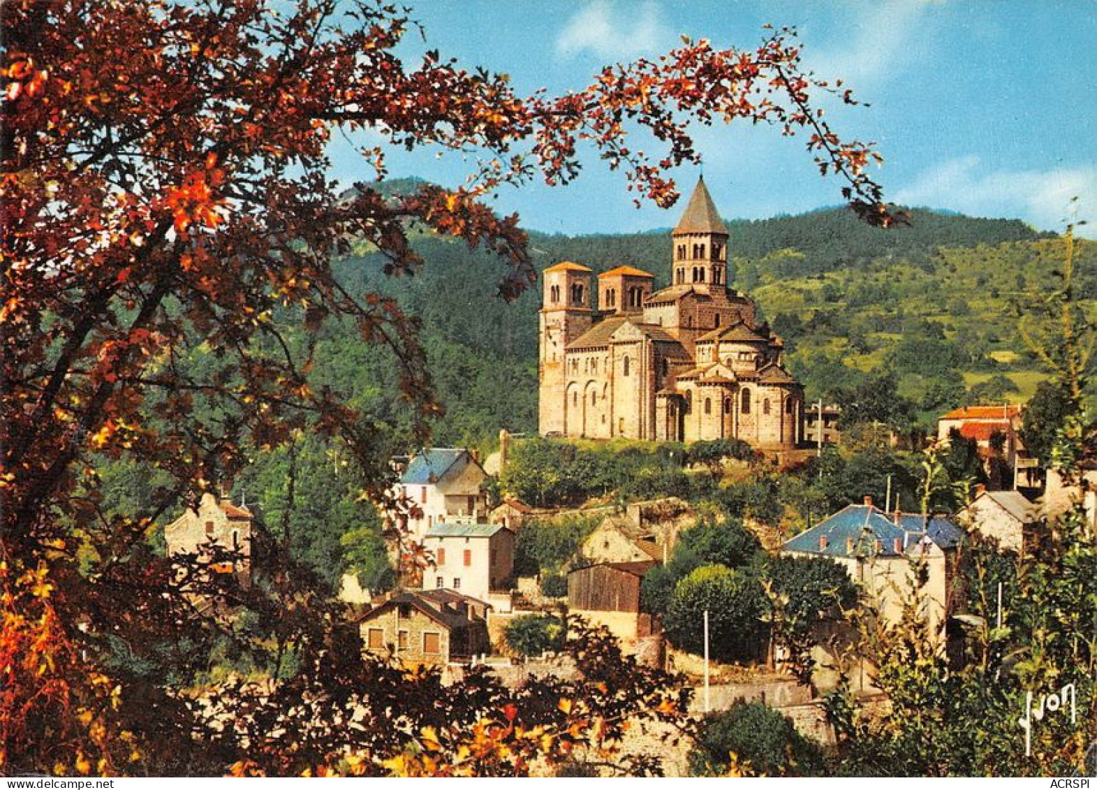 63 SAINT-NECTAIRE  Vue Générale Sur Le Mont Cornadore (Scan R/V) N°   47   \MT9104 - Saint Nectaire