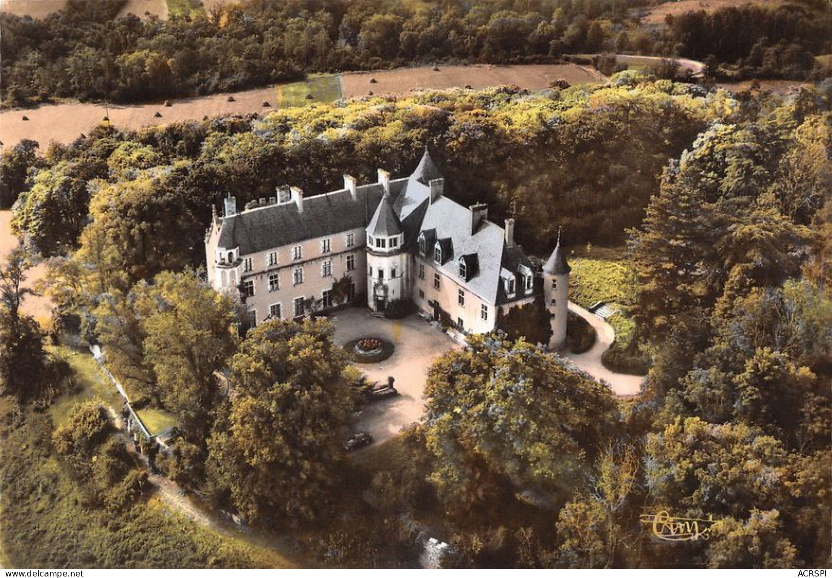 63 Jozerand Vue Aérienne Du Chateau             (Scan R/V) N°   5   \MT9114 - Châtel-Guyon