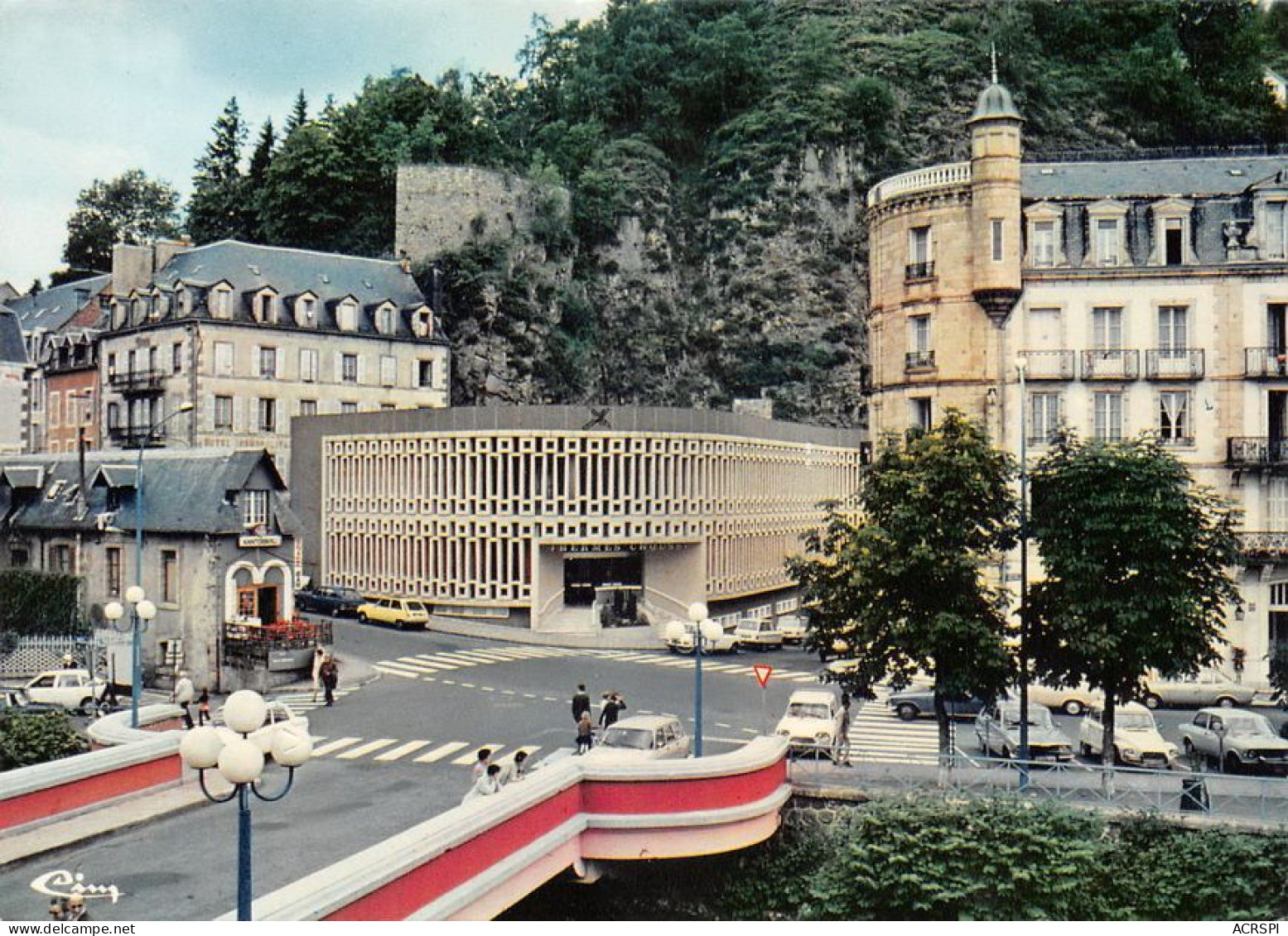 63 La Bourboule  Hotel De L'établissement CHOUSSY Et Hotel Cosmopolitain  (Scan R/V) N°   18   \MT9109 - La Bourboule