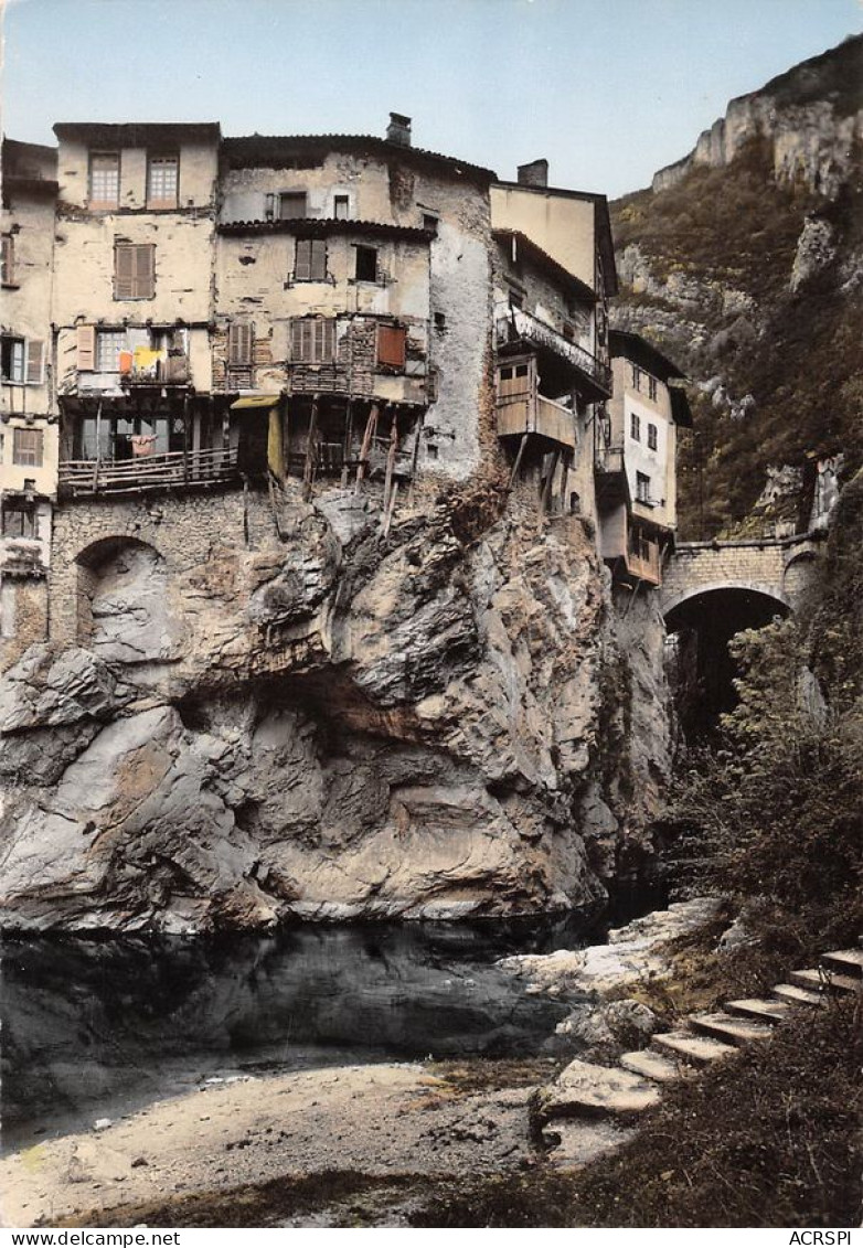 38 Pont-en-Royans Les Vieilles Maisons Sur La Bourne           (Scan R/V) N°   12   \MT9142 - Pont-en-Royans