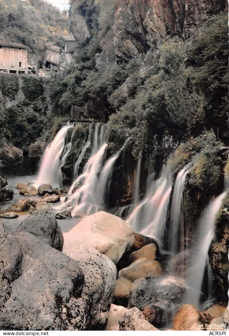 38 Pont-en-Royans  Les Cascades Et La Bourne      (Scan R/V) N°   19   \MT9142 - Pont-en-Royans