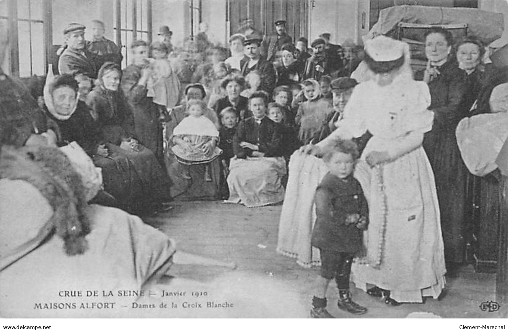 MAISONS ALFORT - Crue De La Seine 1910 - Dames De La Croix Blanche - Très Bon état - Maisons Alfort