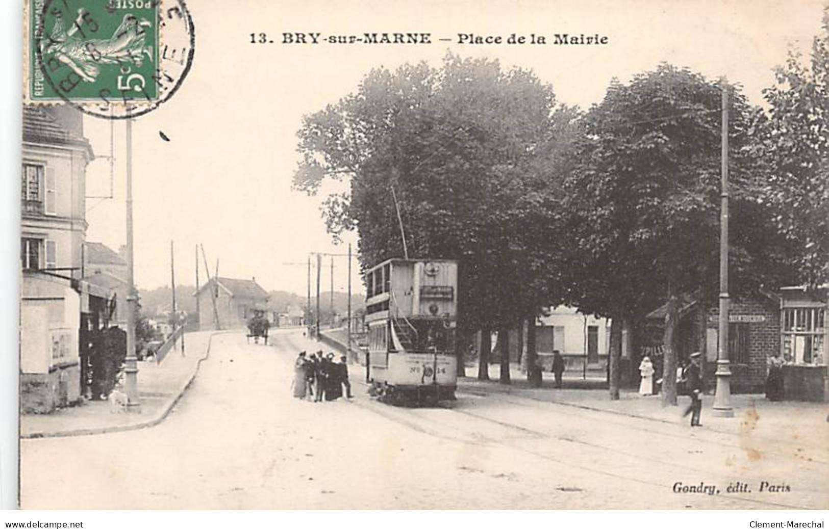 BRY SUR MARNE - Place De La Mairie - Très Bon état - Bry Sur Marne