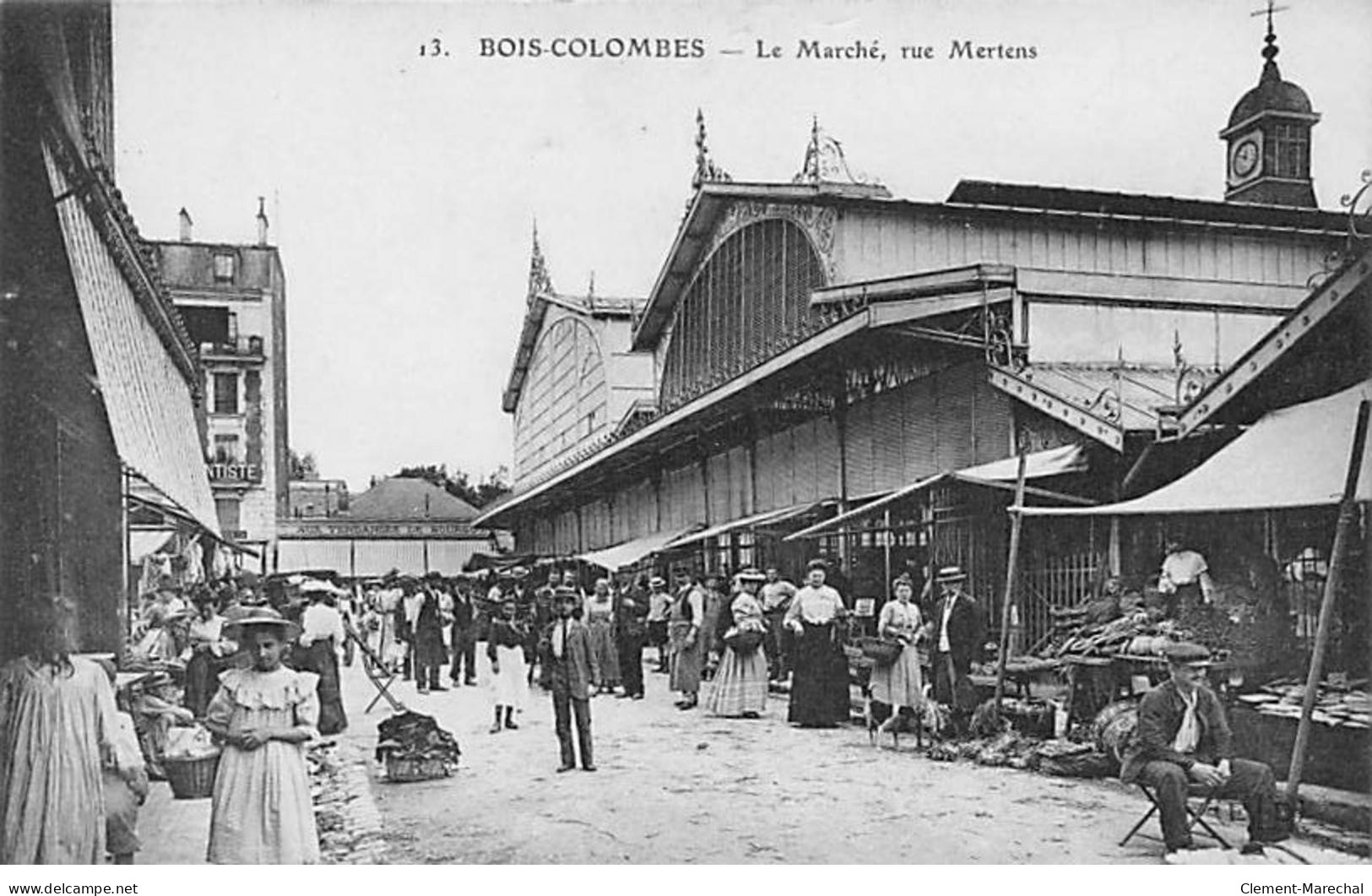 BOIS COLOMBES - Le Marché - Rue Mertens - Très Bon état - Colombes