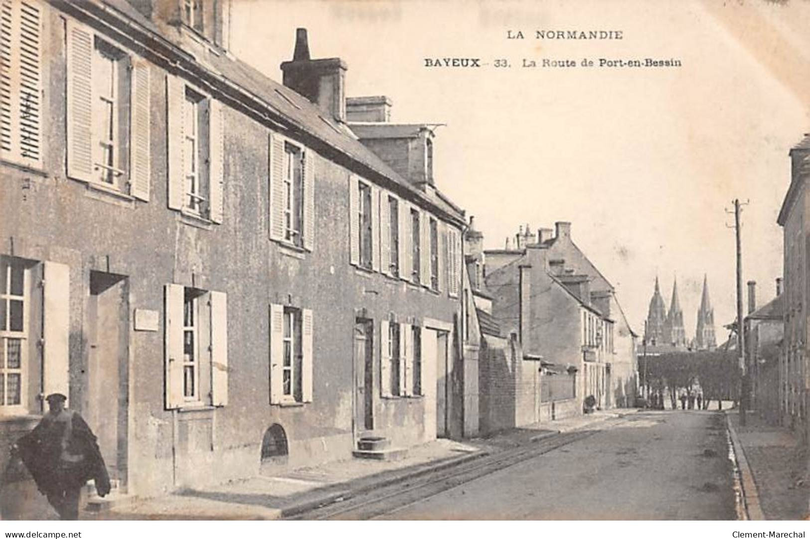 BAYEUX - La Route De Port En Bessin - Très Bon état - Bayeux