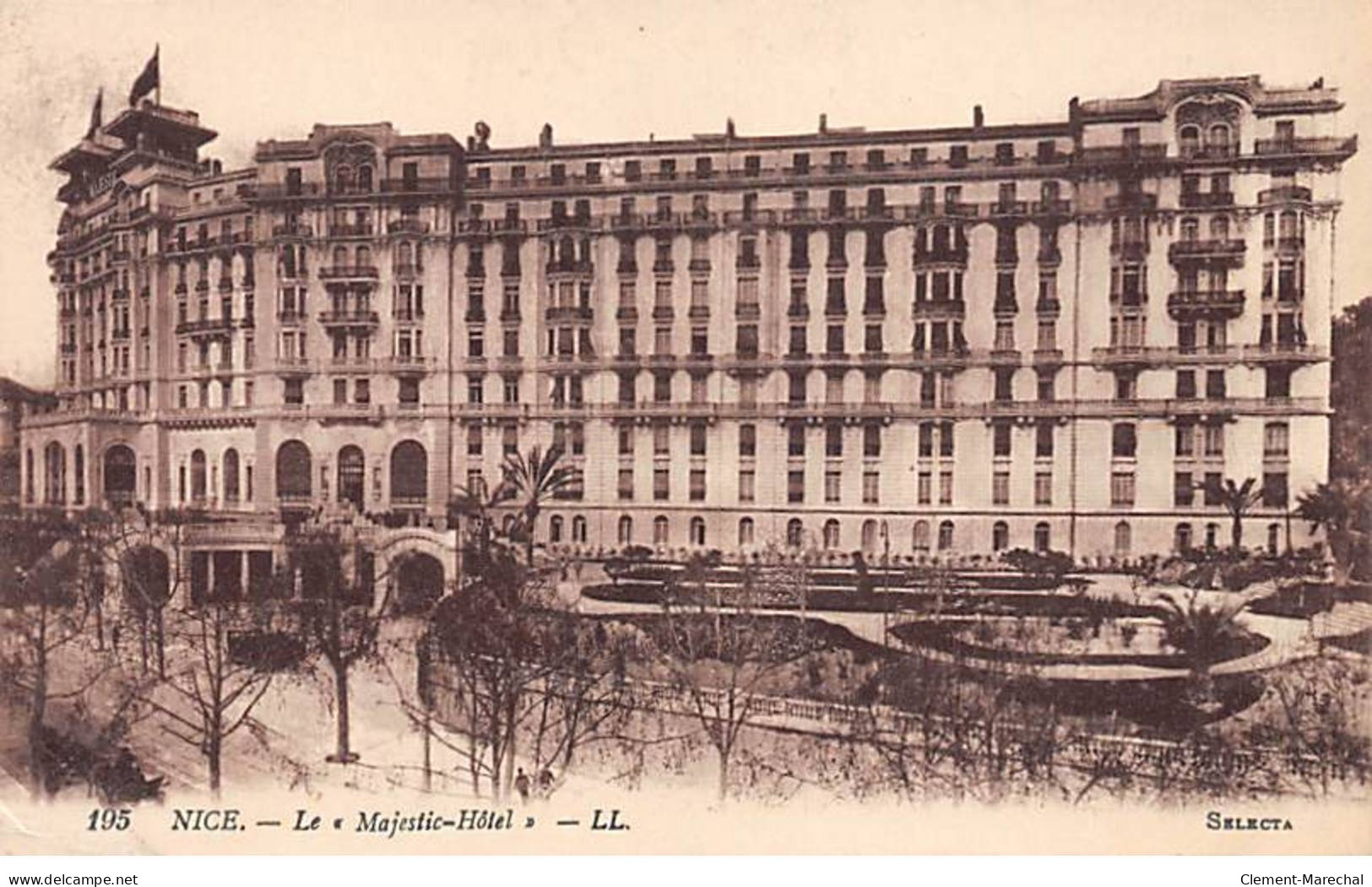 NICE - Le " Majestic Hôtel " - état - Pubs, Hotels And Restaurants