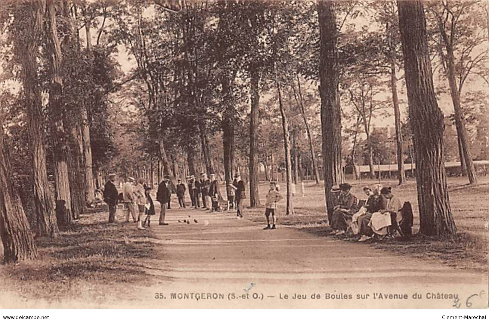 MONTGERON - Le Jeu De Boules Sur L'Avenue Du Château - Très Bon état - Montgeron